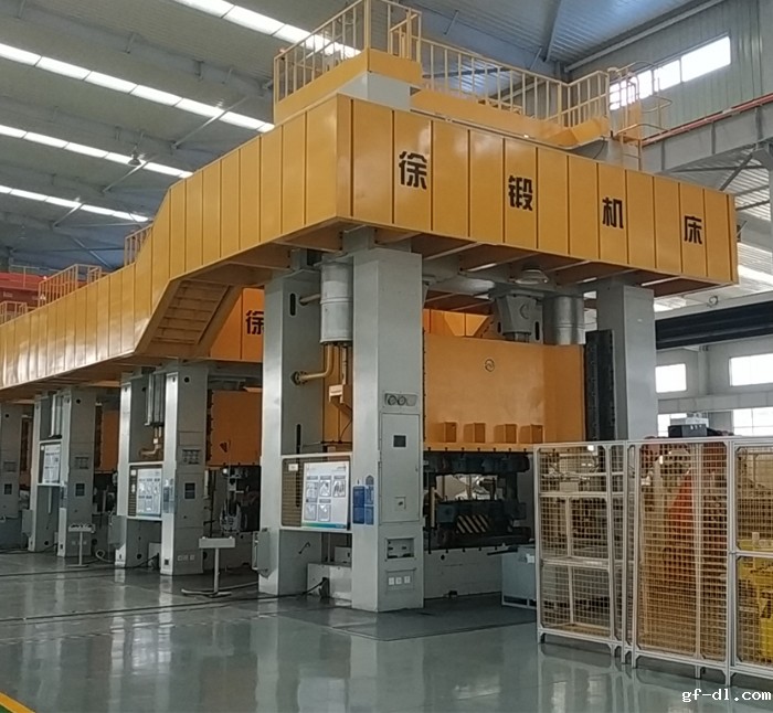  宝马配套商，汽车零部件生产线