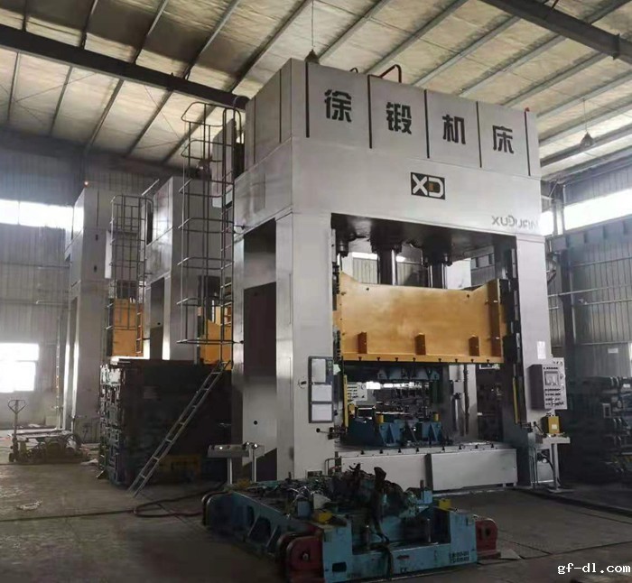  汽车零部件液压机生产线