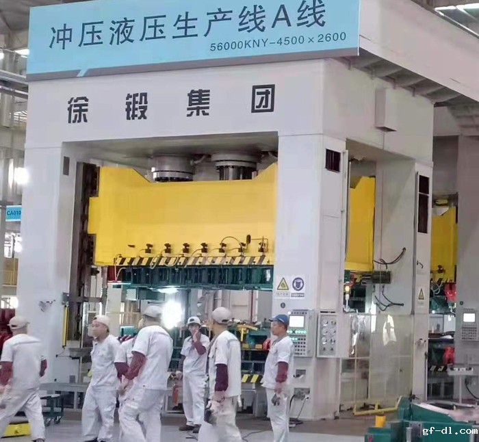  新能源1600T液压机A线+B线