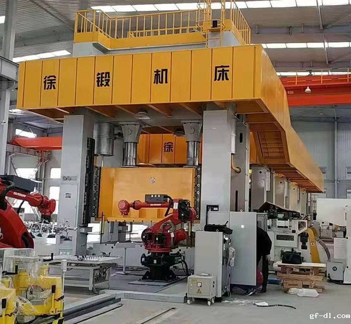  宝马配套商，汽车零部件生产线